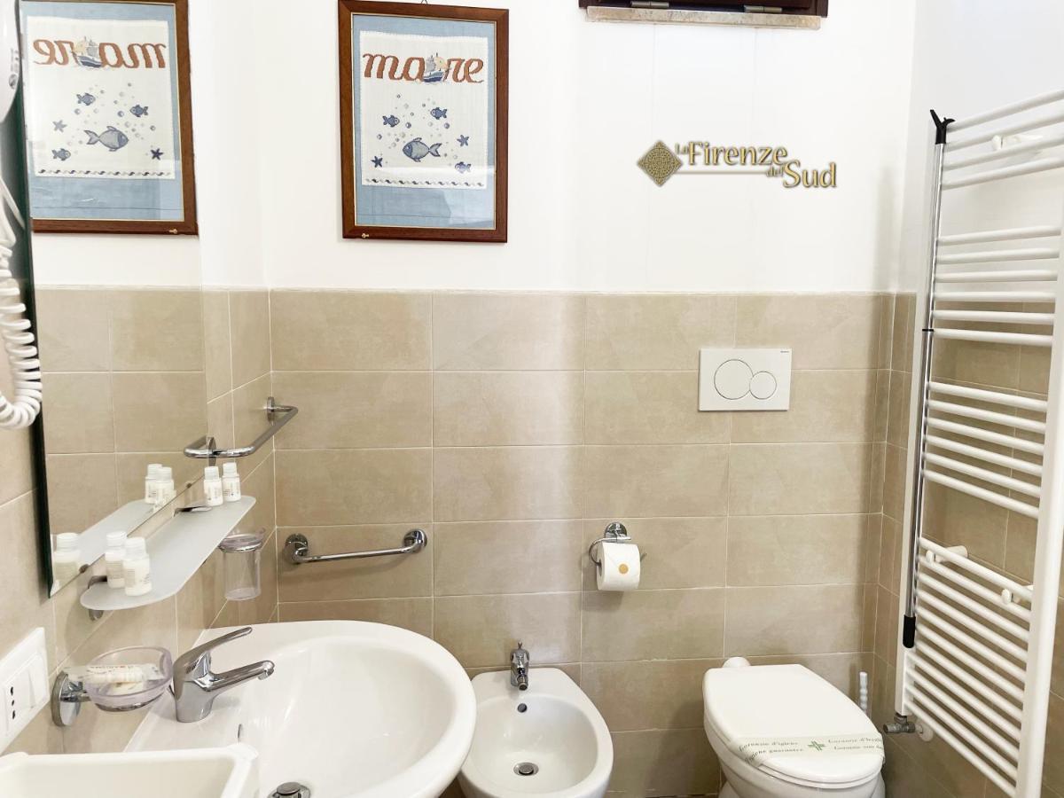 La Firenze Del Sud Bed & Breakfast Lecce Exterior photo
